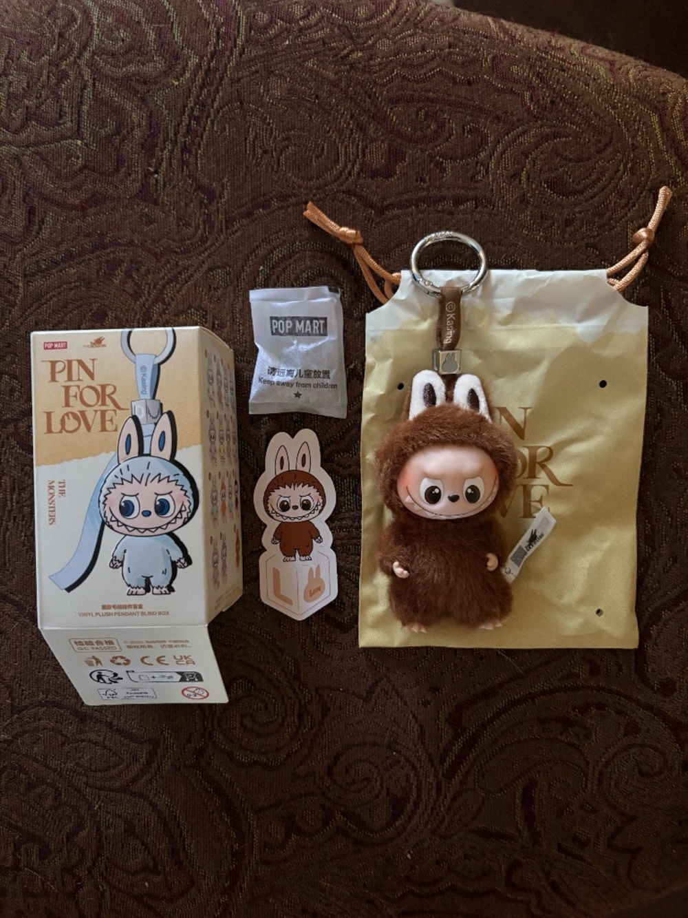AUTHENTIC, BRAND NEW Labubu from the Pin For Love "A-M" Series, Letter "L"